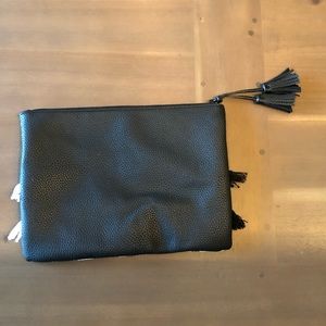 Old Navy Bags - Old Navy Plaid Ruffled Clutch NWOT Old Navy Bags - Old Navy Plaid Ruffled Clutch NWOT